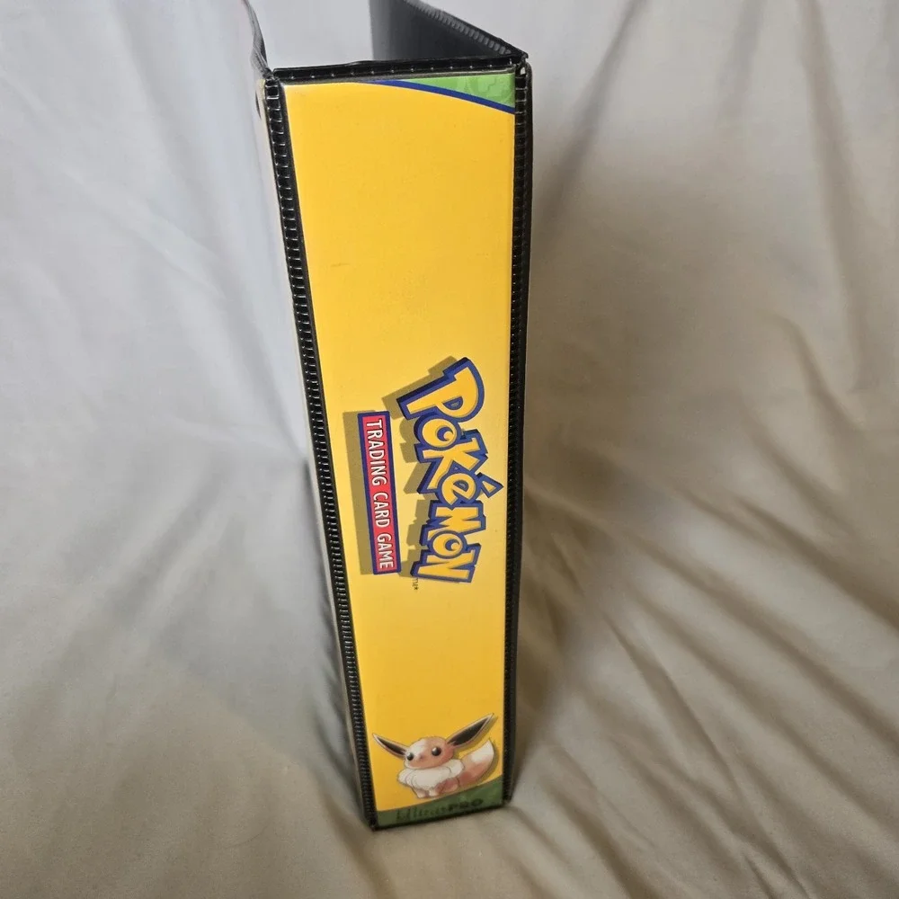 Vintage 1999 Pokemon TCG Wizards of the Coast Ultra PRO 3 Ring Binder Snorlax